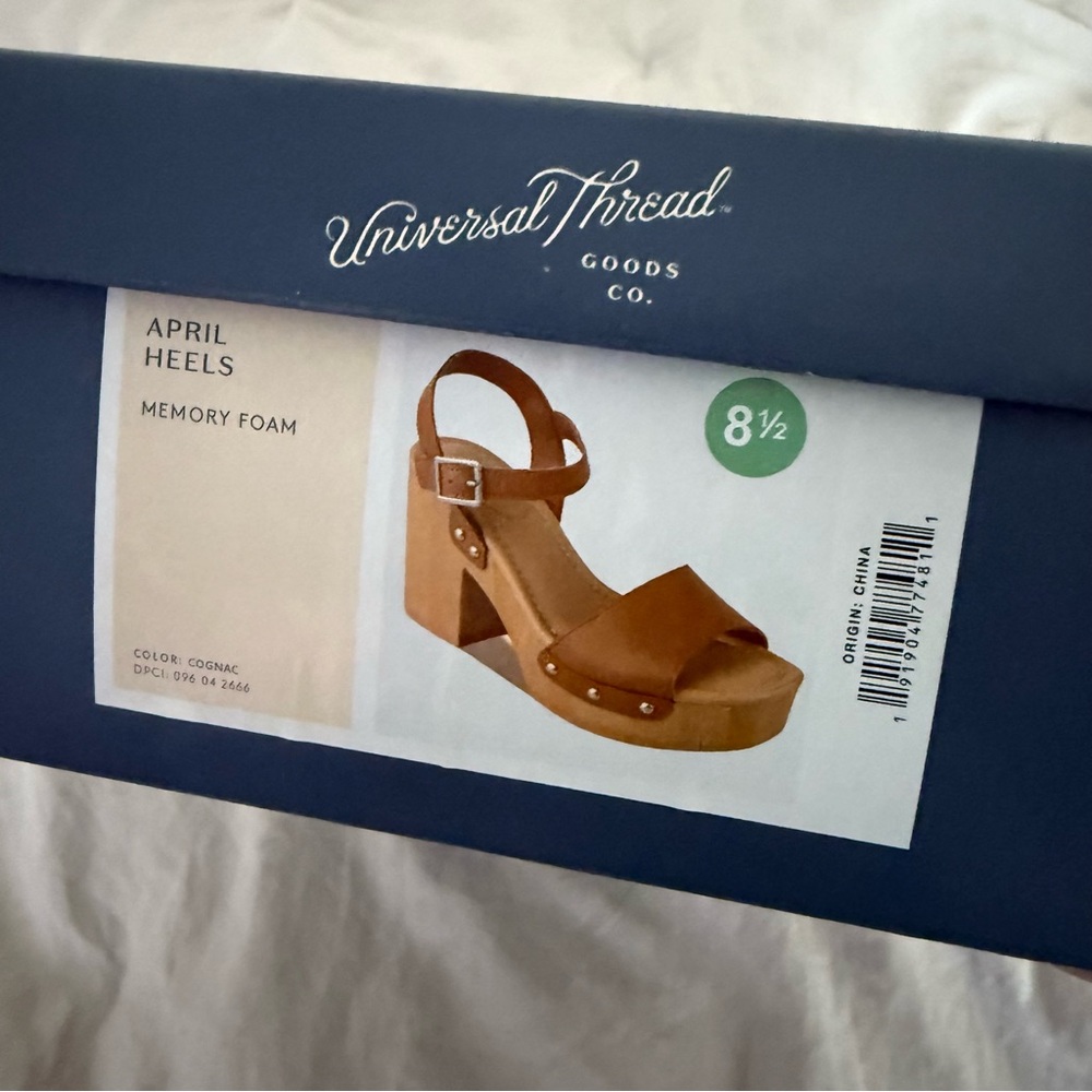 Universal Thread Cognac Platform Sandals - image 3